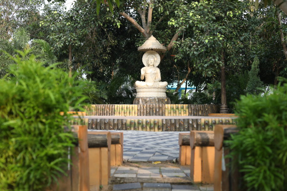 Healthville's Integrative Therapies for Natural Healing